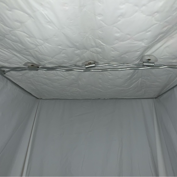 v i n t a g e :: MCM Floral Vinyl Hanging Closet Dress Storage - Picture 10 of 15